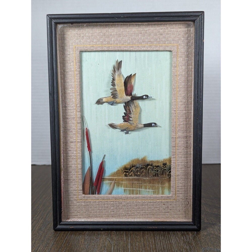 VTG 3D FEATHER ART Flying Geese Ducks Cattails Marsh Matted Framed 10.5"x7.5"
